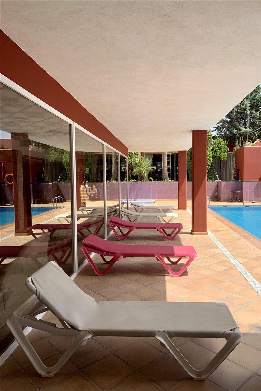 Aparthotel Residencial Vidalbir ラルファス・デル・ピ エクステリア 写真