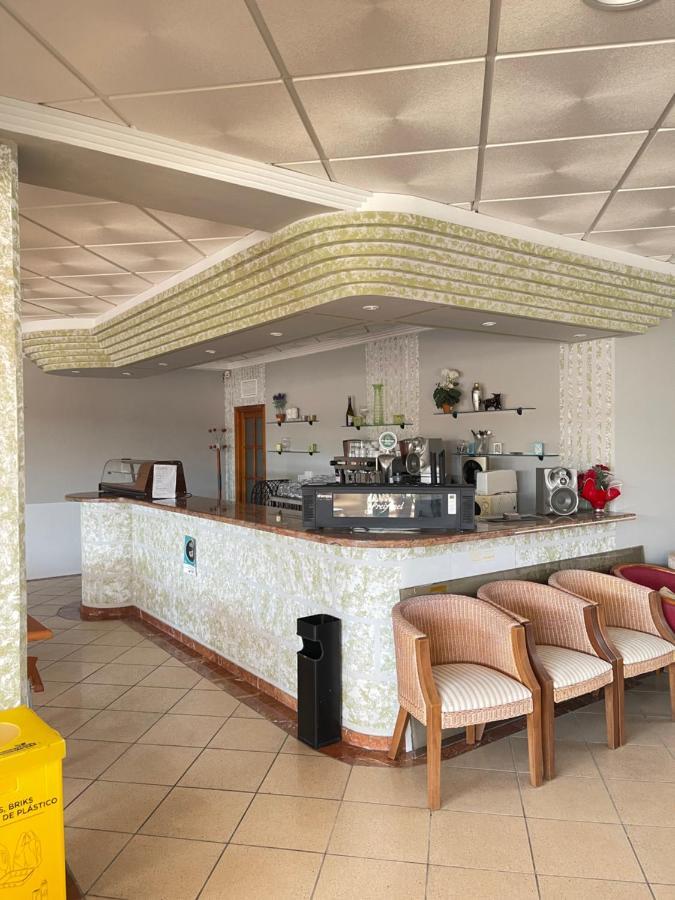 Aparthotel Residencial Vidalbir ラルファス・デル・ピ エクステリア 写真