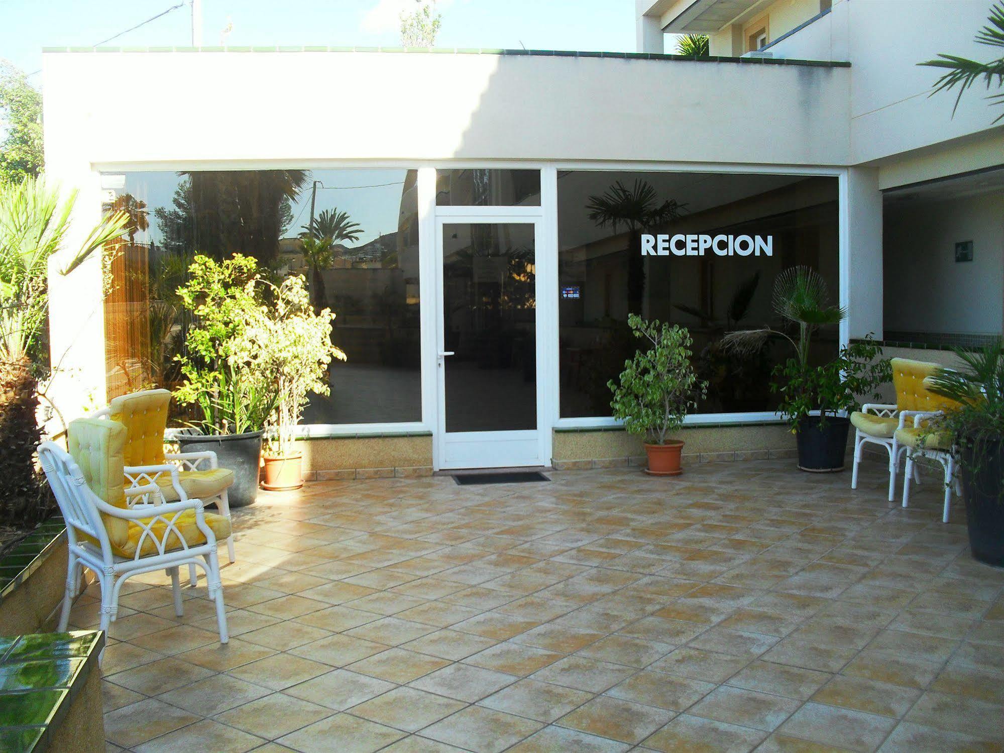 Aparthotel Residencial Vidalbir ラルファス・デル・ピ エクステリア 写真