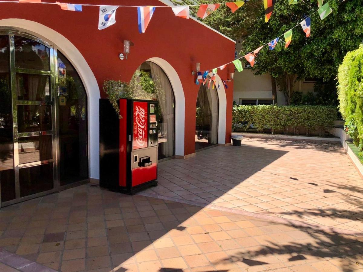 Aparthotel Residencial Vidalbir ラルファス・デル・ピ エクステリア 写真