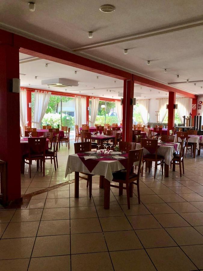 Aparthotel Residencial Vidalbir ラルファス・デル・ピ エクステリア 写真